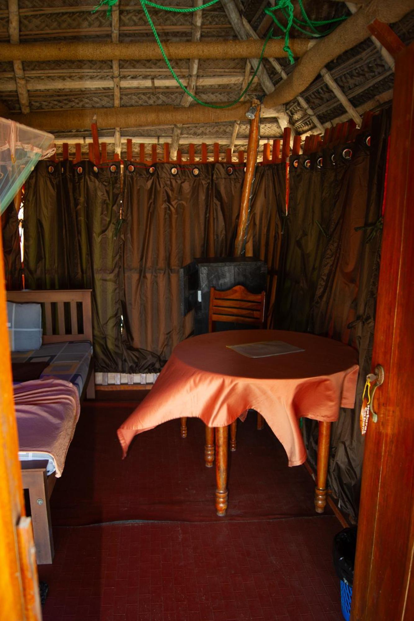 Ibisbird Beach Bungalow Tangalle Exterior foto