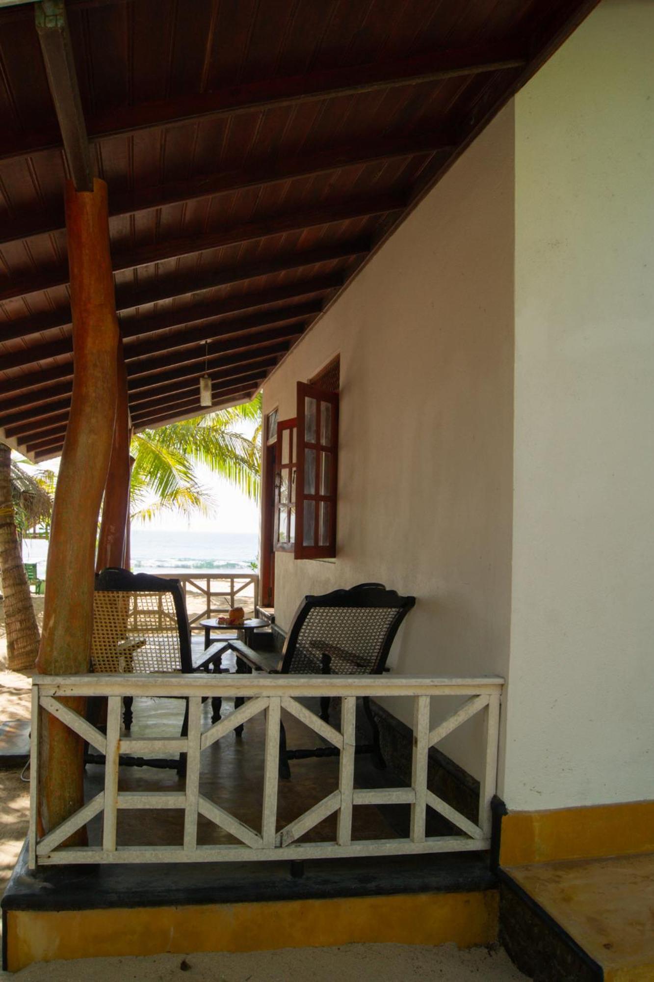 Ibisbird Beach Bungalow Tangalle Exterior foto