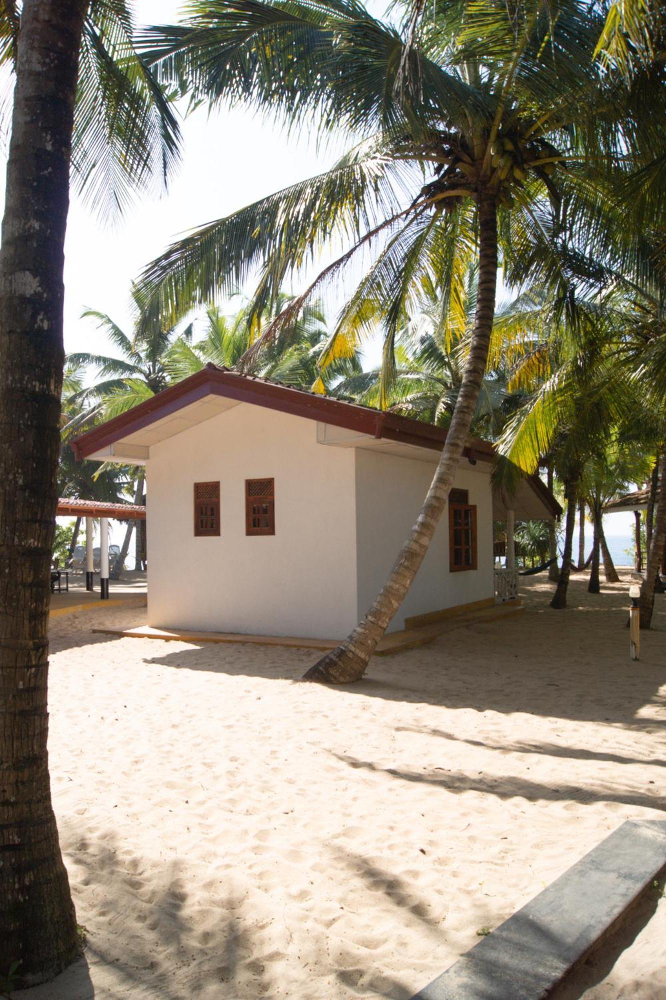 Ibisbird Beach Bungalow Tangalle Zimmer foto
