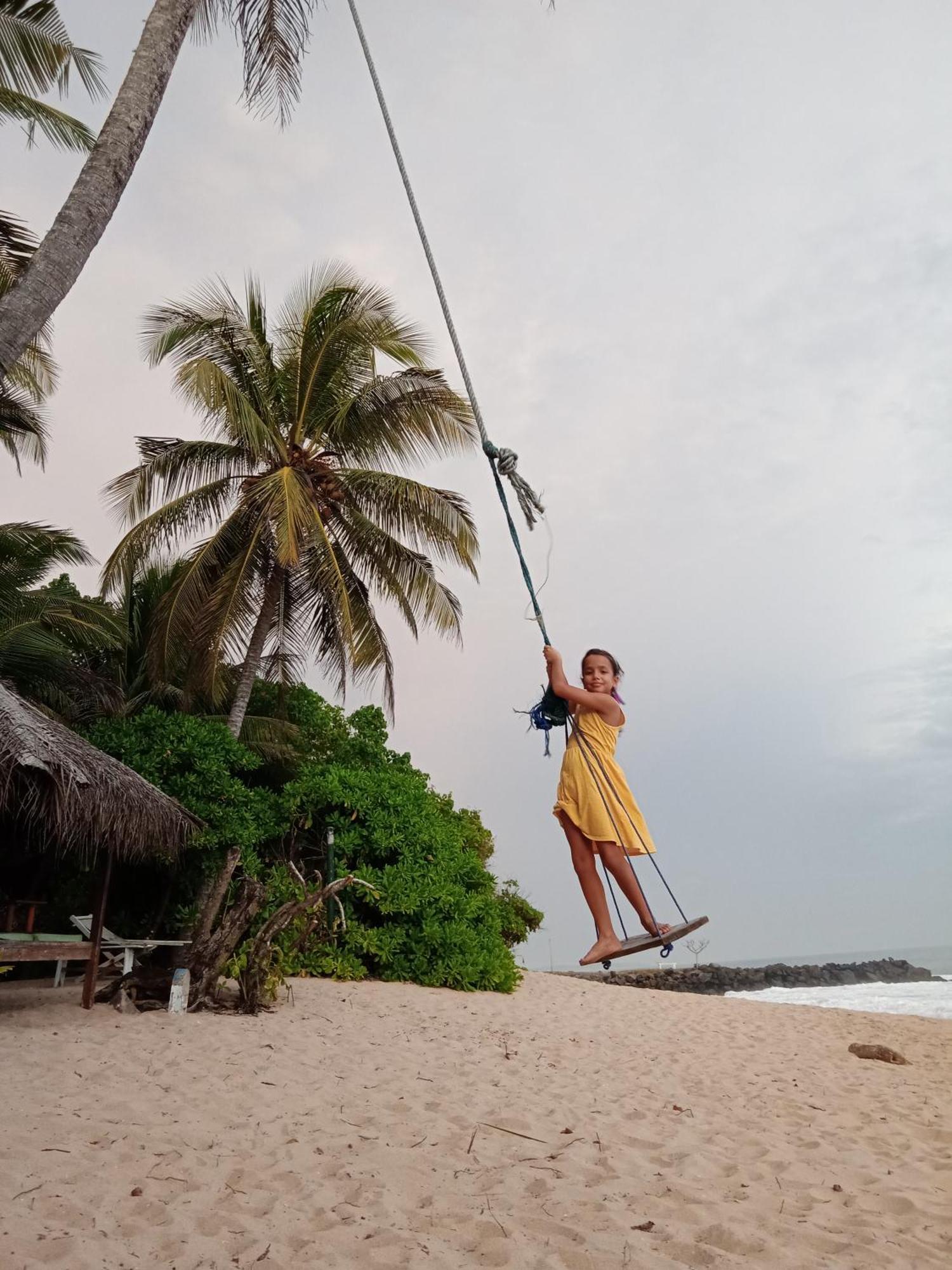 Ibisbird Beach Bungalow Tangalle Exterior foto
